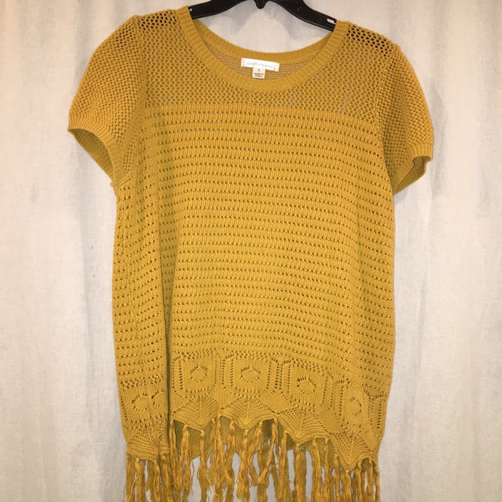 Yellow blouse